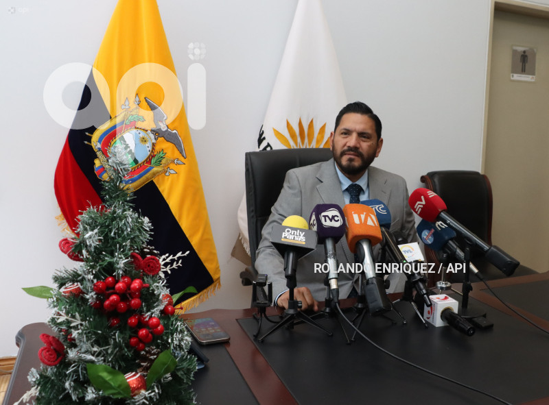 OTTO-VERA-CAMISETASOS-ASAMBLEA