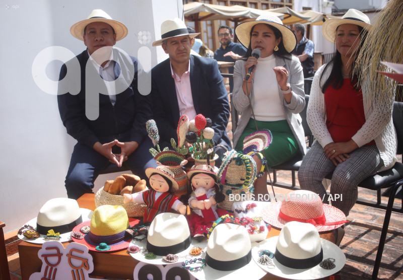 CUENCA-II FESTIVAL SOMBRERO PAJA TOQUILLA