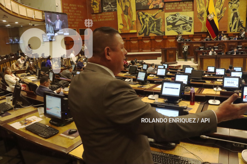 ASAMBLEA-JUICIO-ANDREA-ARROBO