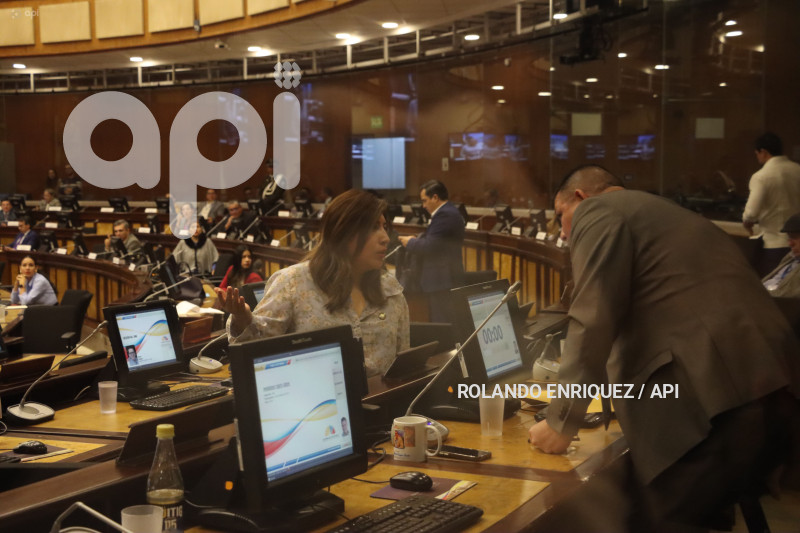 ASAMBLEA-JUICIO-ANDREA-ARROBO