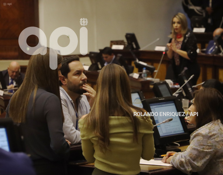 ASAMBLEA-JUICIO-ANDREA-ARROBO