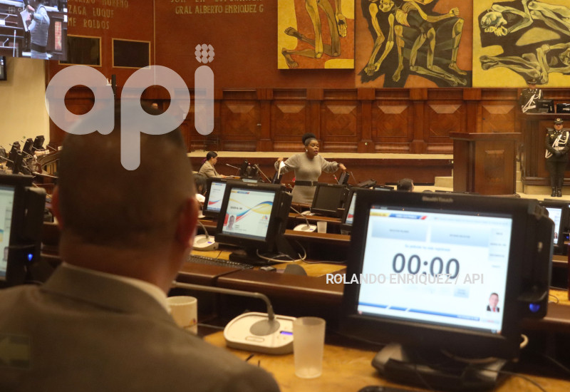 ASAMBLEA-JUICIO-ANDREA-ARROBO