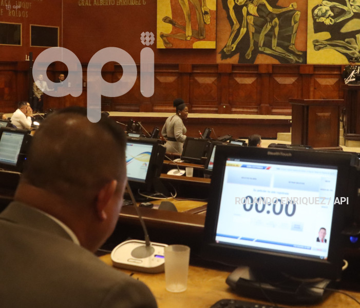 ASAMBLEA-JUICIO-ANDREA-ARROBO
