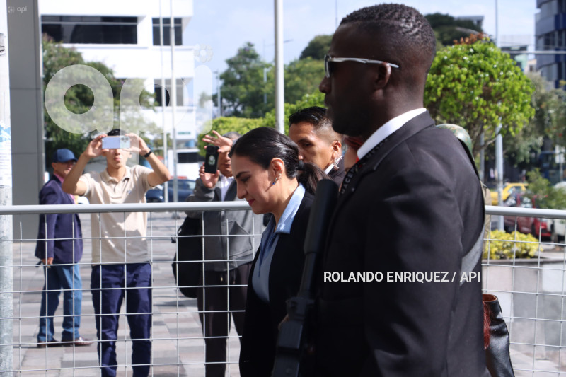 AUDIENCIA-VERONICA-ABAD