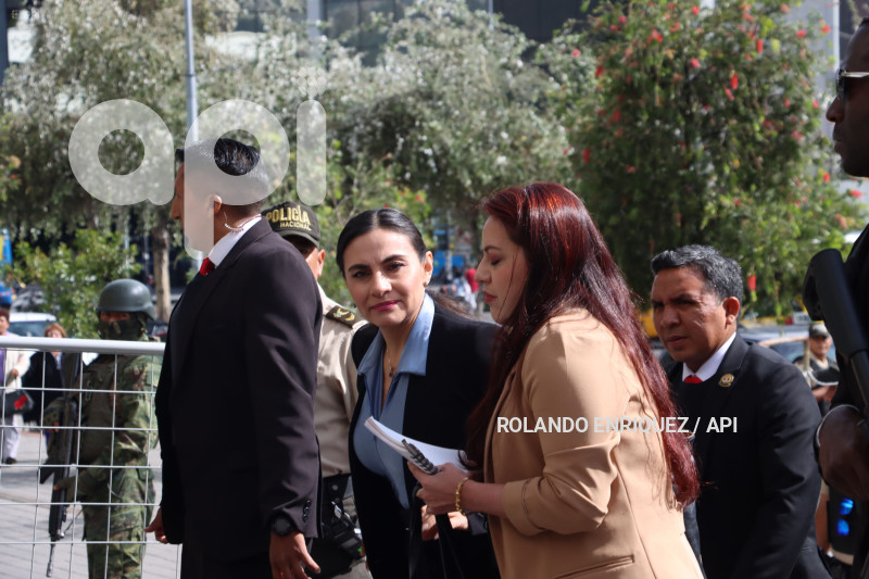 AUDIENCIA-VERONICA-ABAD