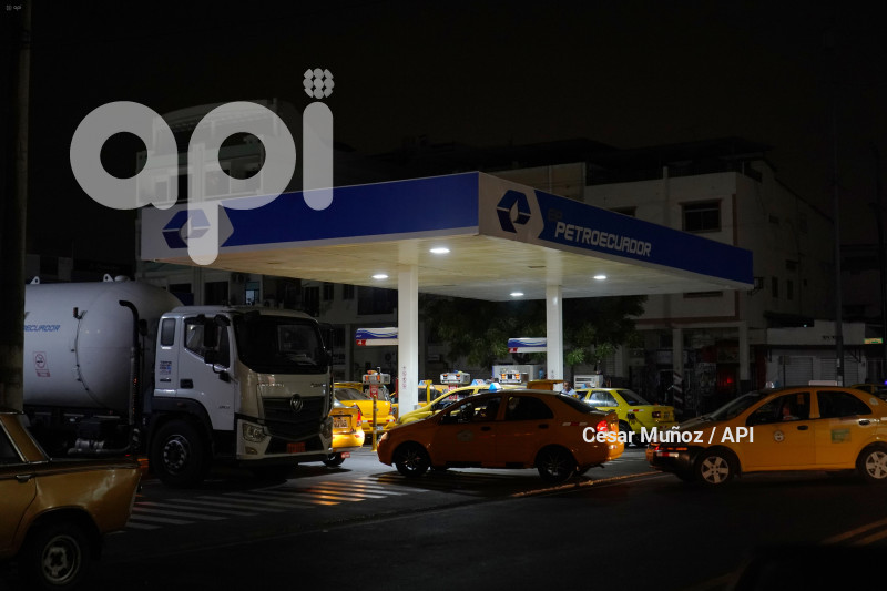 GYE-GASOLINERAS SIN ECO NI DIESEL