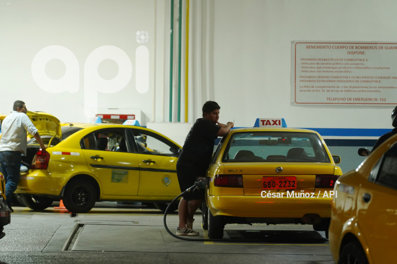 GYE-GASOLINERAS SIN ECO NI DIESEL