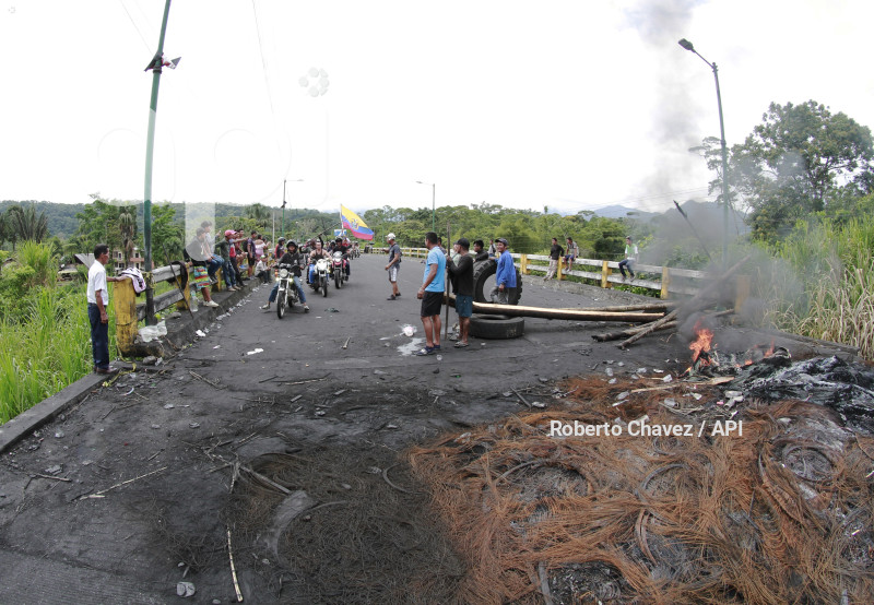PARALIZACION ARCHIDONA