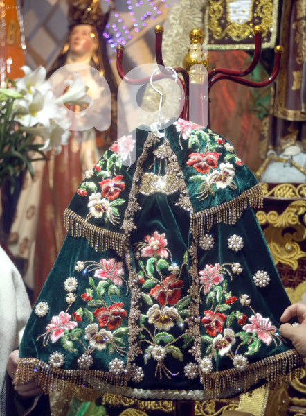CUENCA-PRESENTACION-VESTIDO-NIÑO VIAJERO