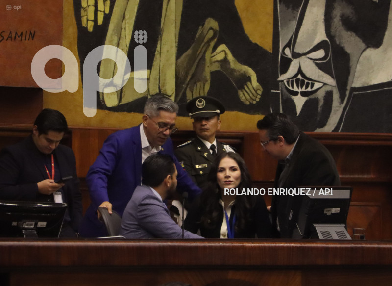 PLENO ASAMBLEA JUICIO POLITICO ARROBO