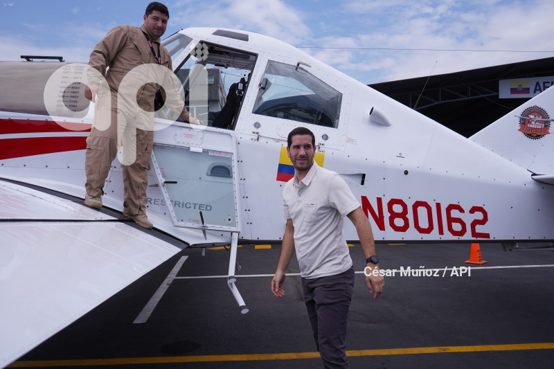 GYE-PRESENTACION AVION INCENDIOS