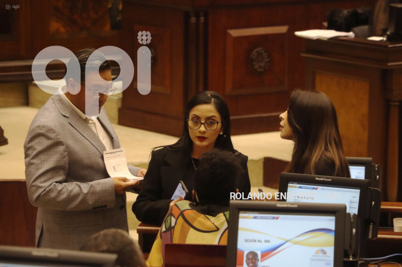 PLENO ASAMBLEA JUICIO POLITICO ARROBO