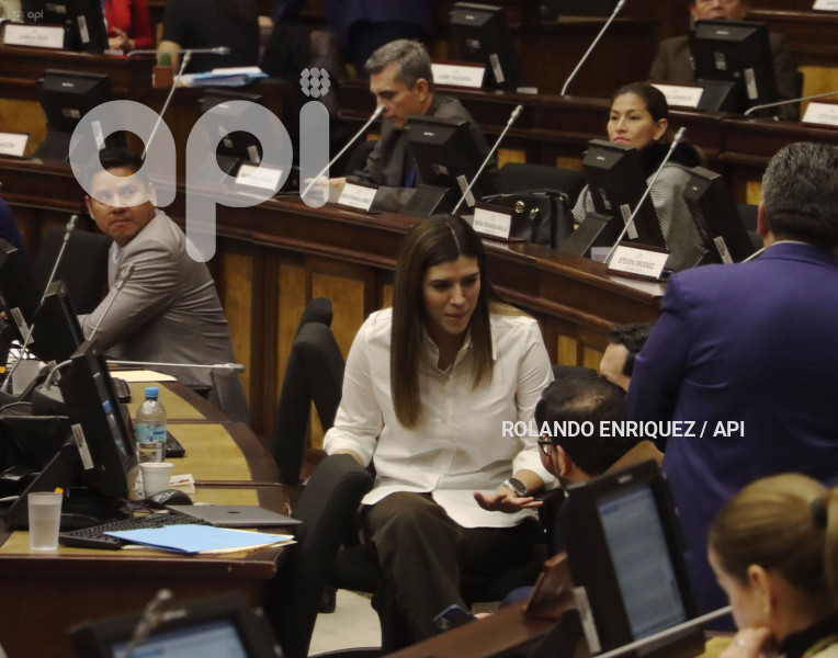 PLENO ASAMBLEA JUICIO POLITICO ARROBO