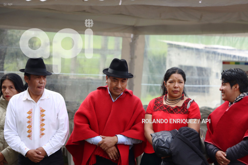 CONAIE REUNION DE AUTORIDADES COMUNITARIAS