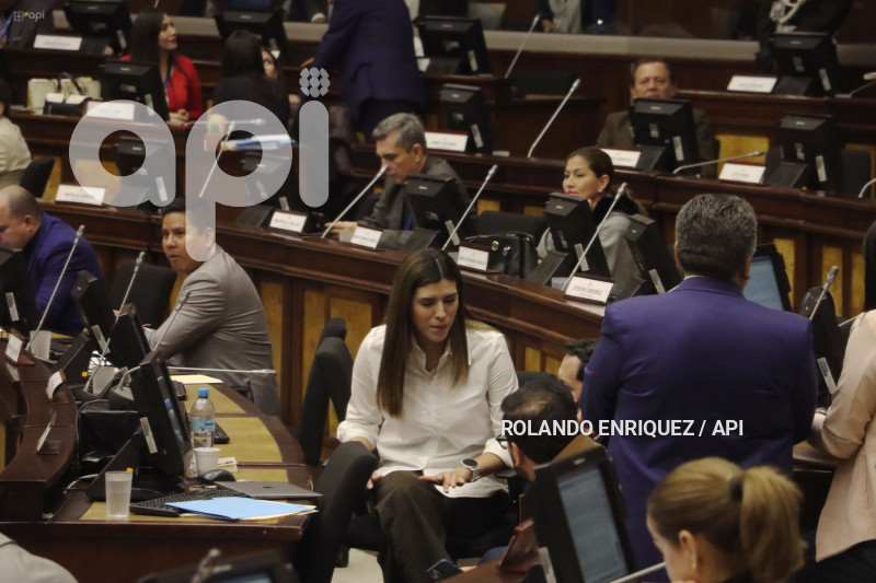 PLENO ASAMBLEA JUICIO POLITICO ARROBO