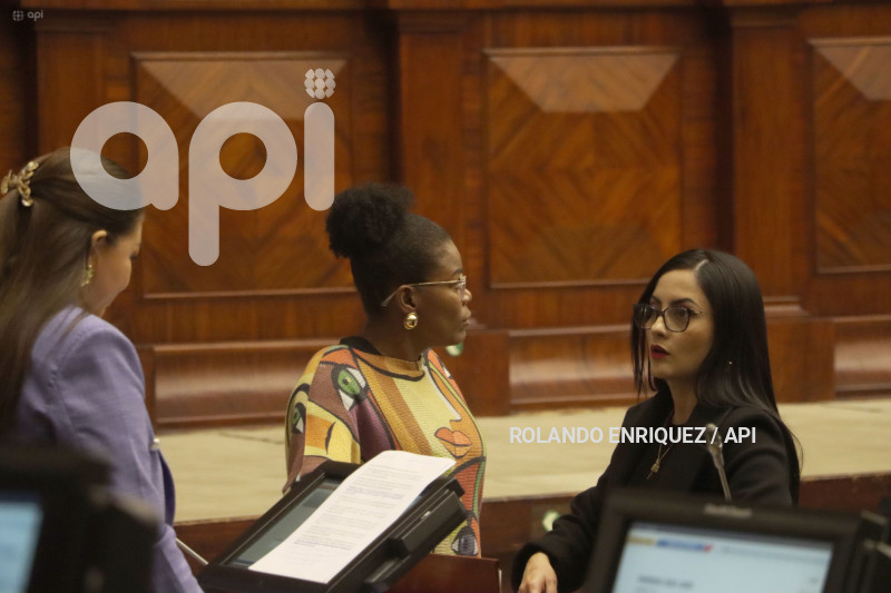 PLENO ASAMBLEA JUICIO POLITICO ARROBO