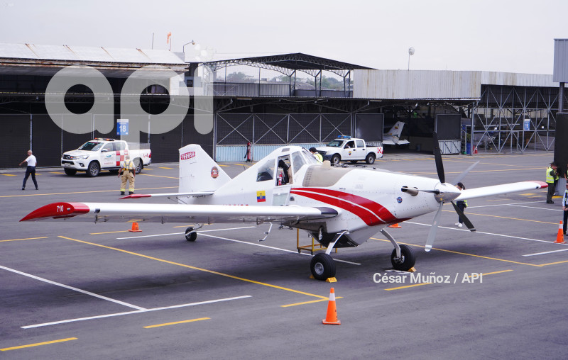 GYE-PRESENTACION AVION INCENDIOS
