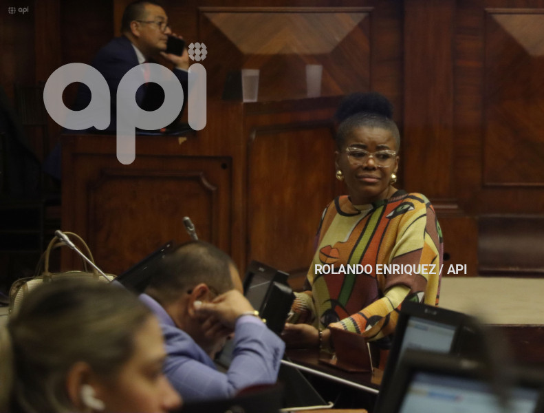 PLENO ASAMBLEA JUICIO POLITICO ARROBO