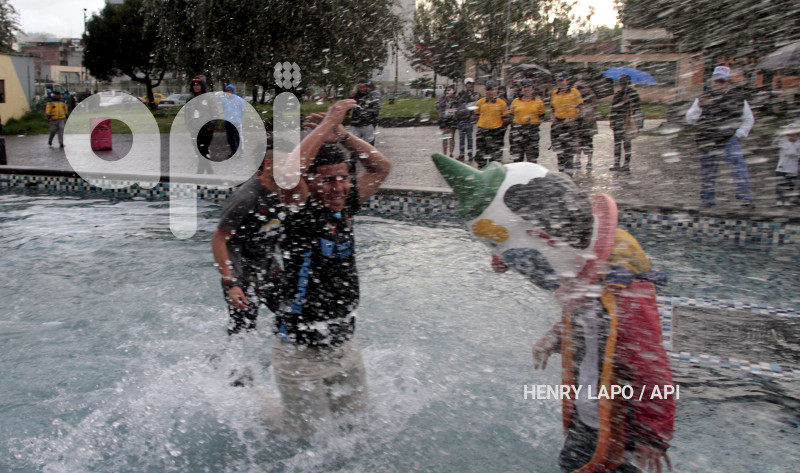 FBL-FESTEJOS-HINCHAS-LIGA-DE-QUITO
