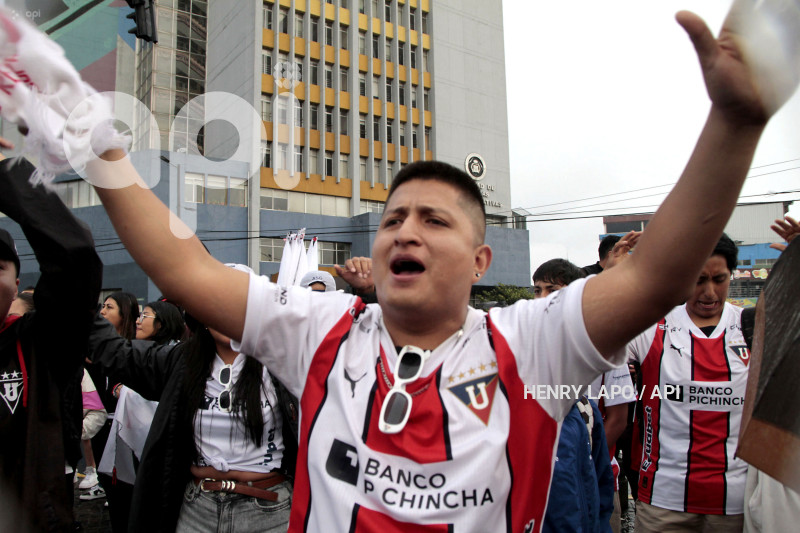 FBL-FESTEJOS-HINCHAS-LIGA-DE-QUITO