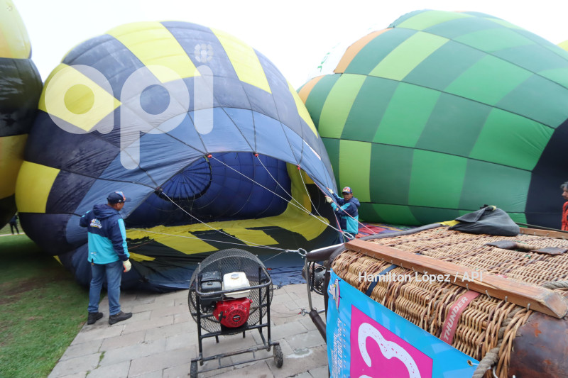 FESTIVAL-INTERNACIONAL-DEL-GLOBO-MITAD-MUNDO