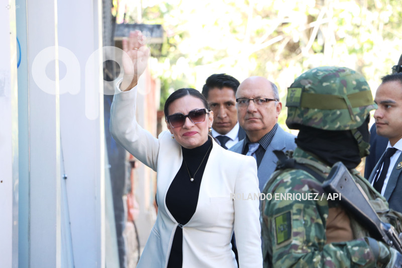 AUDIENCIA-VERONICA-ABAD