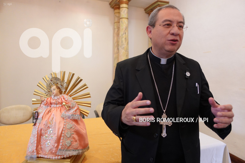 CUENCA-RUEDA DE PRENSA-NIÑO VIAJERO