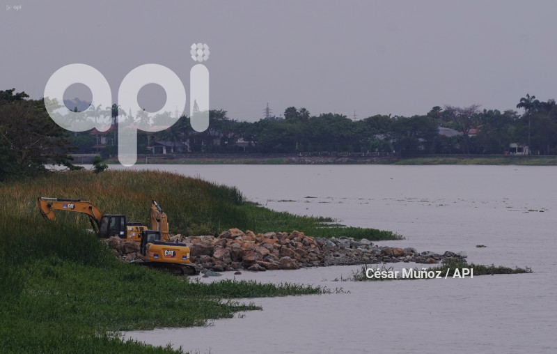 GYE-CONTAMINACION RIO DAULE