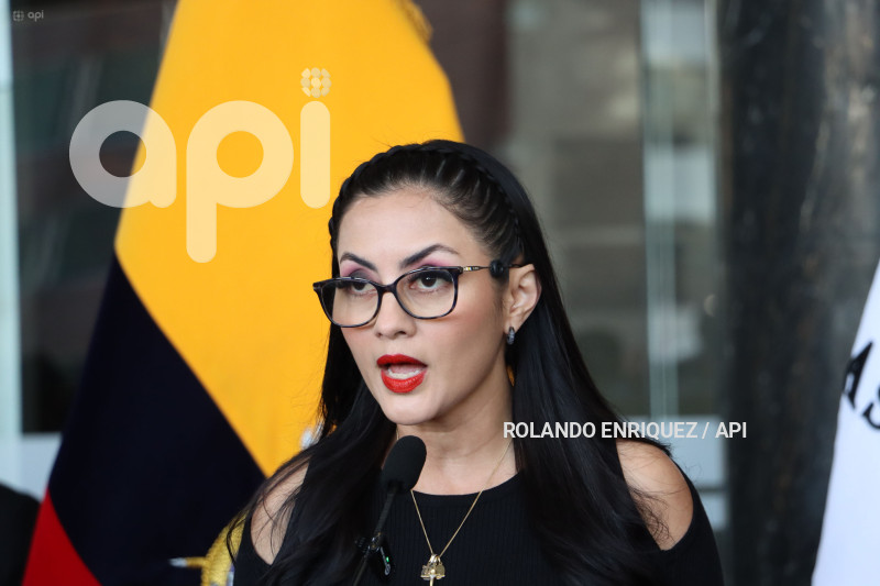 VIVIANA VELOZ