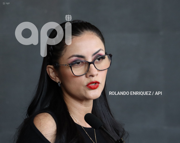 VIVIANA VELOZ