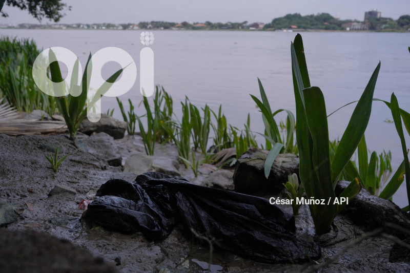 GYE-CONTAMINACION RIO DAULE