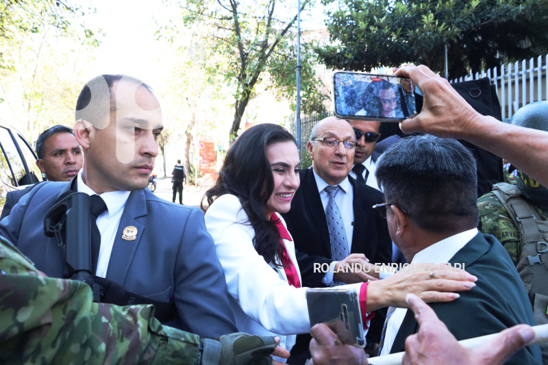 AUDIENCIA VERONICA ABAD