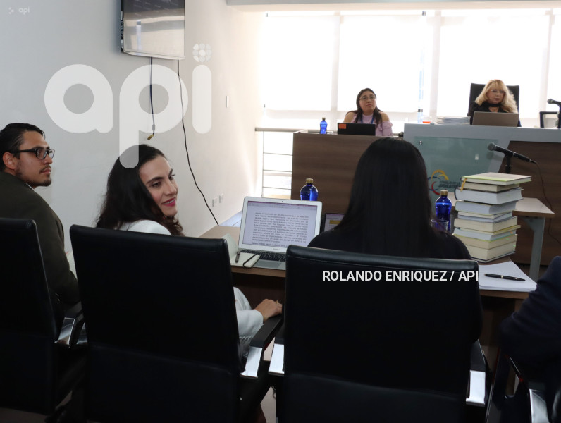 AUDIENCIA VERONICA ABAD