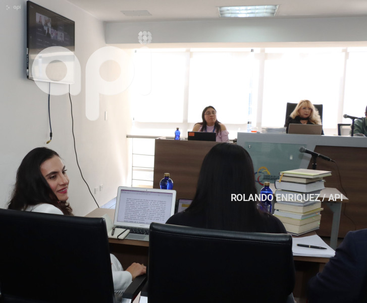 AUDIENCIA VERONICA ABAD