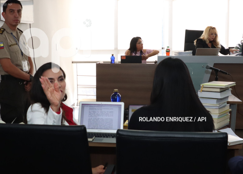 AUDIENCIA VERONICA ABAD