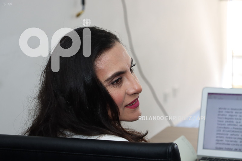 AUDIENCIA VERONICA ABAD