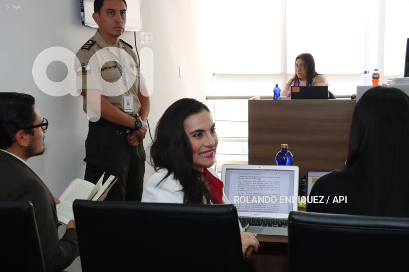 AUDIENCIA VERONICA ABAD