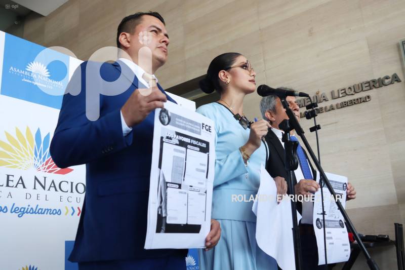 JHAIJAIRA URRESTA CHATS VILLAVICENCIO