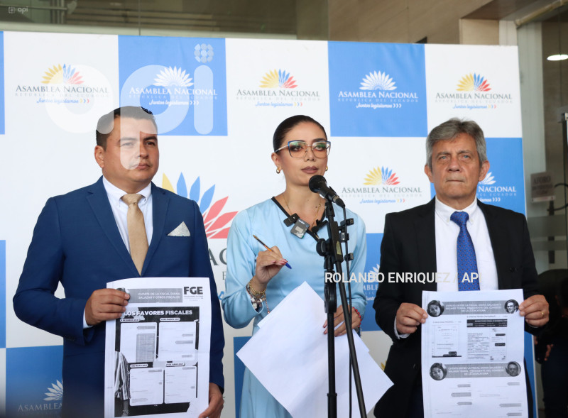 JHAIJAIRA URRESTA CHATS VILLAVICENCIO