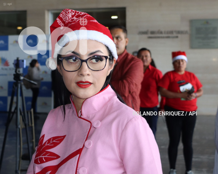 VIVIANA VELOZ FESTEJO NAVIDAD