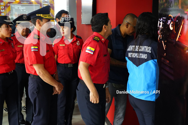 BOMBEROS ESTACION PINAR