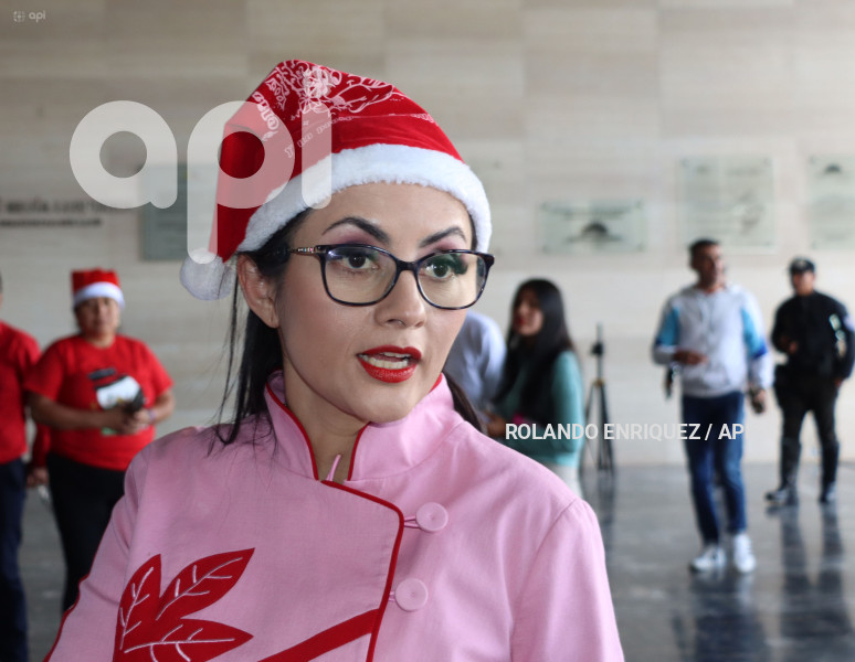 VIVIANA VELOZ FESTEJO NAVIDAD