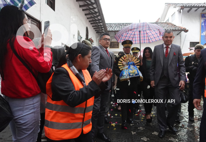 CUENCA-CAMBIO PADRINOS-NIÑO VIAJERO