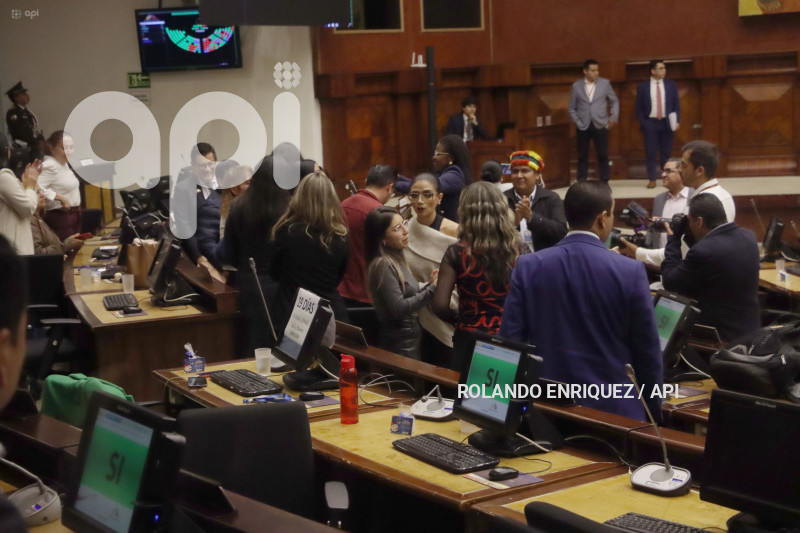 JUICIO POLITICO JUAN ESTEBAN GUARDERAS