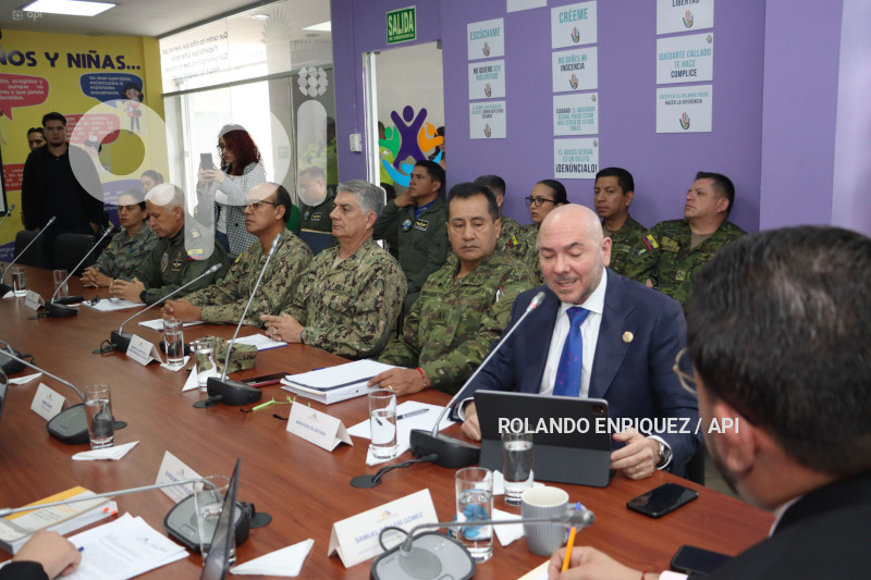 COMISION NINEZ MIN DEFENSA