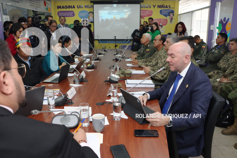 COMISION NINEZ MIN DEFENSA