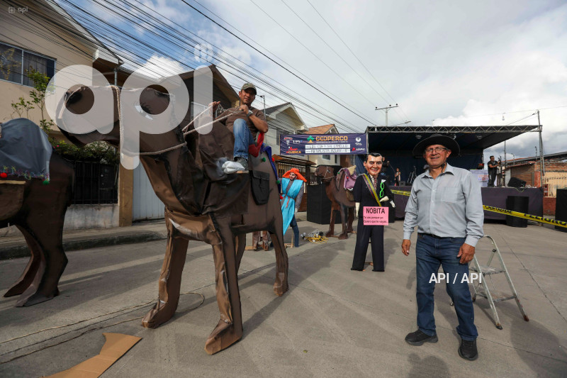 CUENCA CONCURSO ANOS VIEJOS