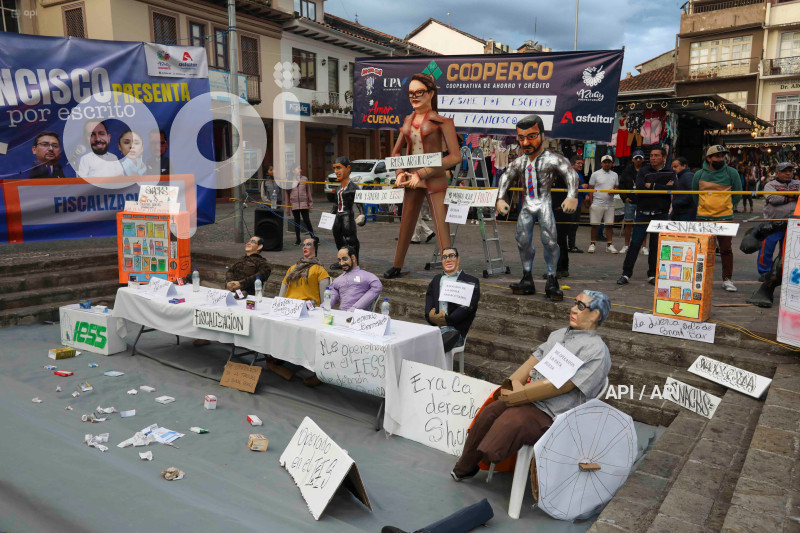 CUENCA CONCURSO ANOS VIEJOS