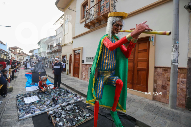CUENCA CONCURSO ANOS VIEJOS