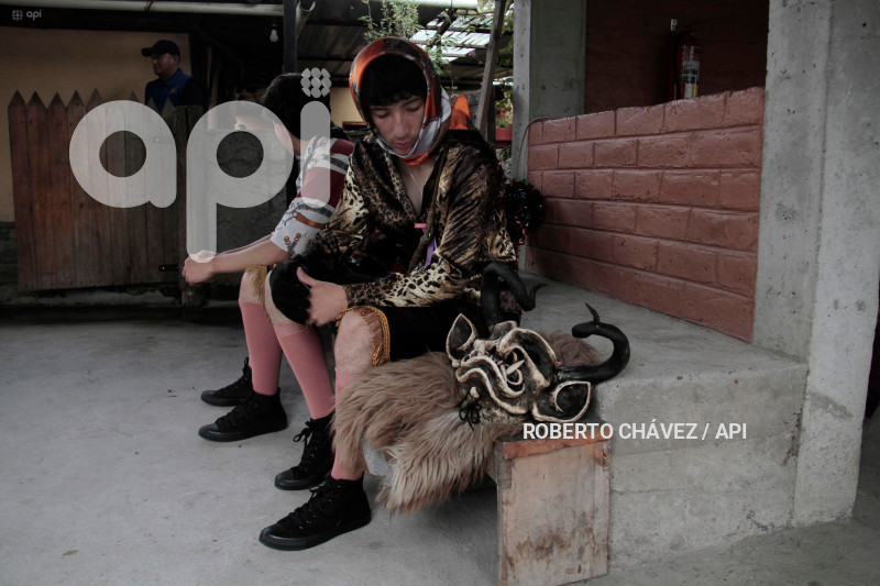 INICIO DE LA DIABLADA PILLARENA